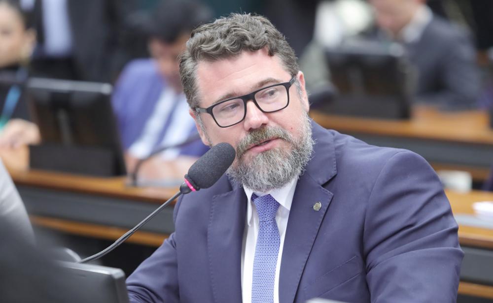 Marcos Pollon convoca ministros para explicarem sobre operação sigilosa para trazer ao Brasil ex-primeira-dama do Peru
